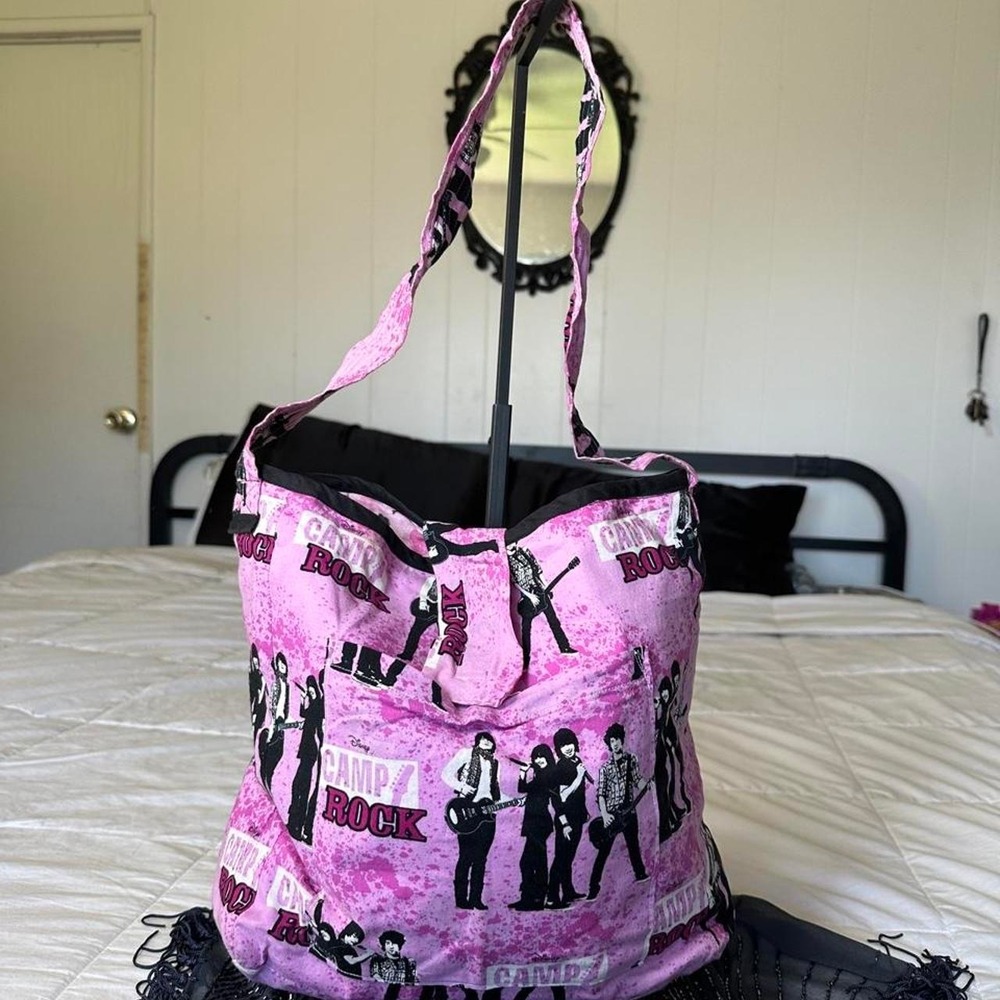 Disney Camp Rock pink graphic tote bag glitter skull interior y2k vintage